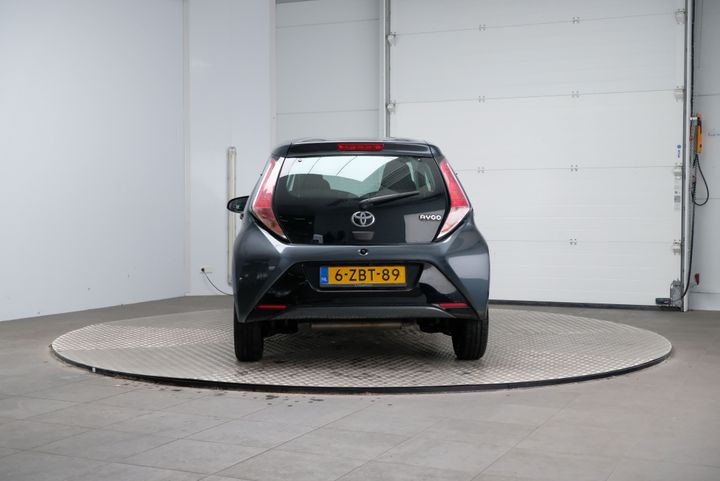 Photo 4 VIN: JTDKGNEC80N043606 - TOYOTA AYGO 