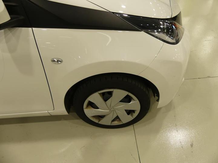 Photo 18 VIN: JTDKGNEC80N065900 - TOYOTA AYGO - 2014 