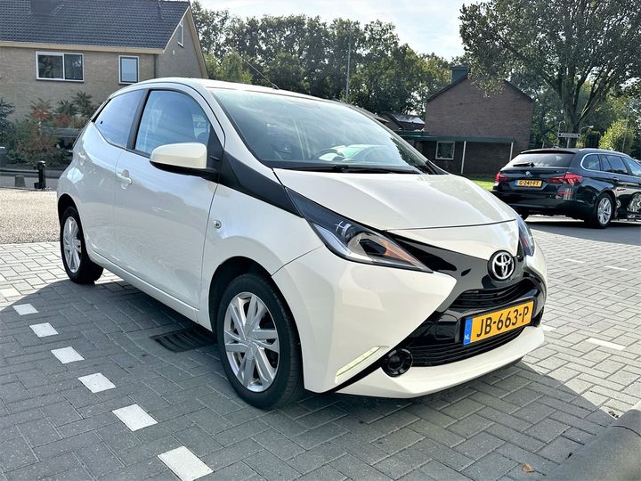 Photo 4 VIN: JTDKGNEC80N078937 - TOYOTA AYGO 