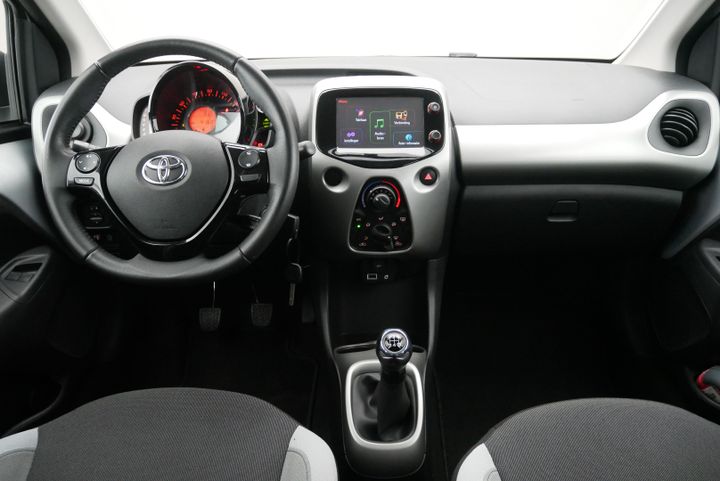 Photo 8 VIN: JTDKGNEC80N207520 - TOYOTA AYGO 