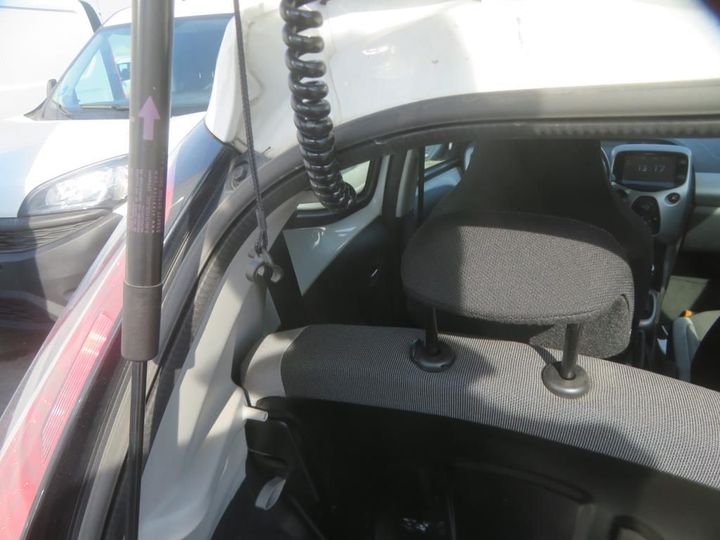 Photo 8 VIN: JTDKGNEC80N220865 - TOYOTA AYGO 