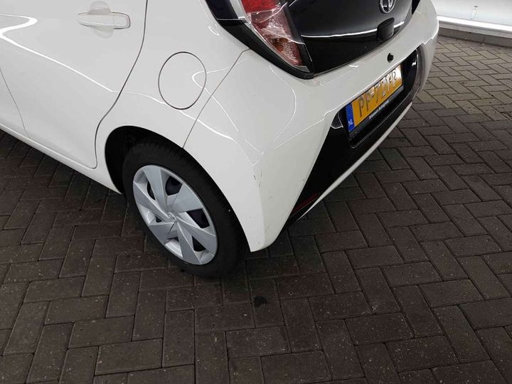 Photo 22 VIN: JTDKGNEC80N227234 - TOYOTA AYGO 