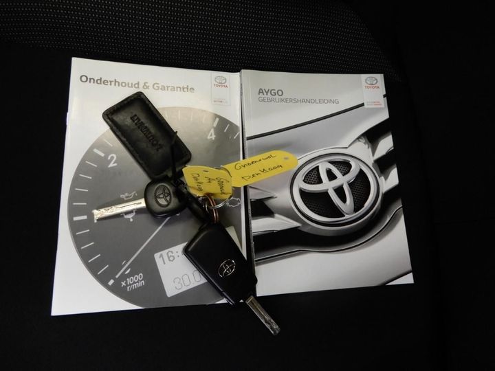 Photo 10 VIN: JTDKGNEC80N257494 - TOYOTA AYGO 