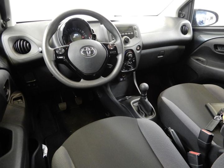 Photo 3 VIN: JTDKGNEC80N257494 - TOYOTA AYGO 