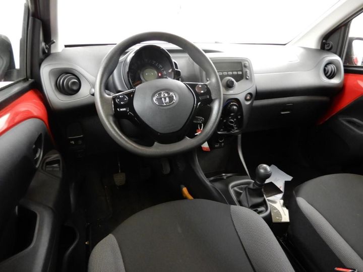 Photo 9 VIN: JTDKGNEC80N260279 - TOYOTA AYGO 