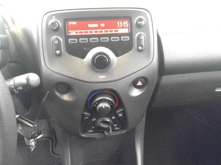 Photo 10 VIN: JTDKGNEC80N289457 - TOYOTA AYGO 