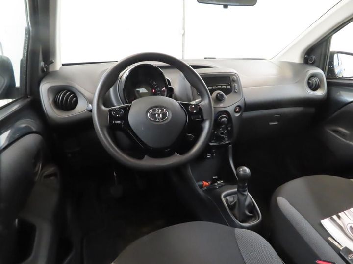 Photo 3 VIN: JTDKGNEC80N291368 - TOYOTA AYGO 