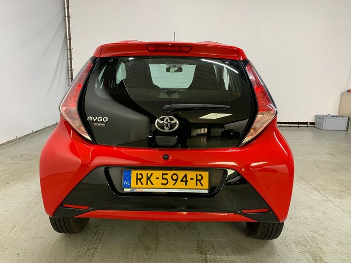 Photo 12 VIN: JTDKGNEC80N301204 - TOYOTA AYGO 