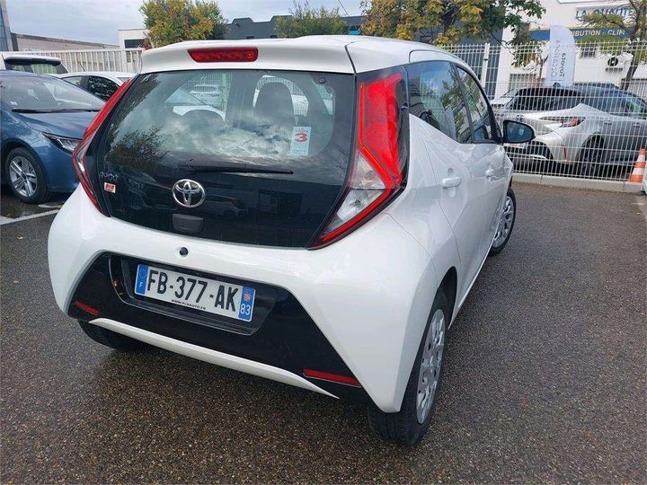 Photo 3 VIN: JTDKGNEC80N388067 - TOYOTA AYGO 