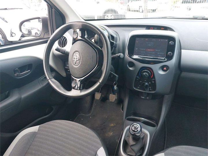 Photo 4 VIN: JTDKGNEC80N388067 - TOYOTA AYGO 