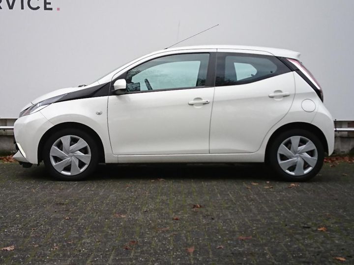 Photo 2 VIN: JTDKGNEC90N166217 - TOYOTA AYGO 