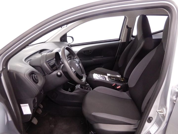 Photo 12 VIN: JTDKGNEC90N241384 - TOYOTA AYGO 