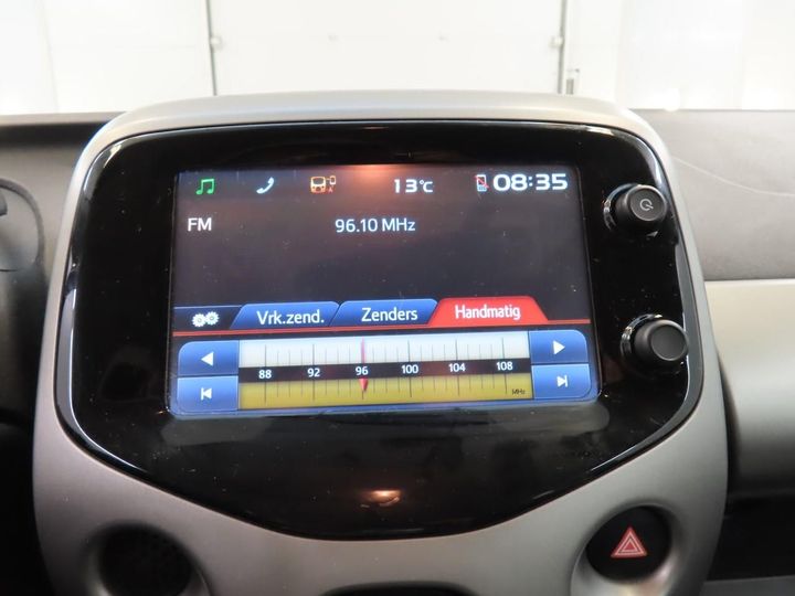 Photo 2 VIN: JTDKGNEC90N281450 - TOYOTA AYGO 