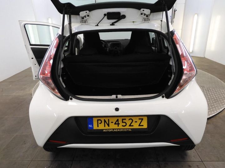 Photo 7 VIN: JTDKGNEC90N284316 - TOYOTA AYGO 