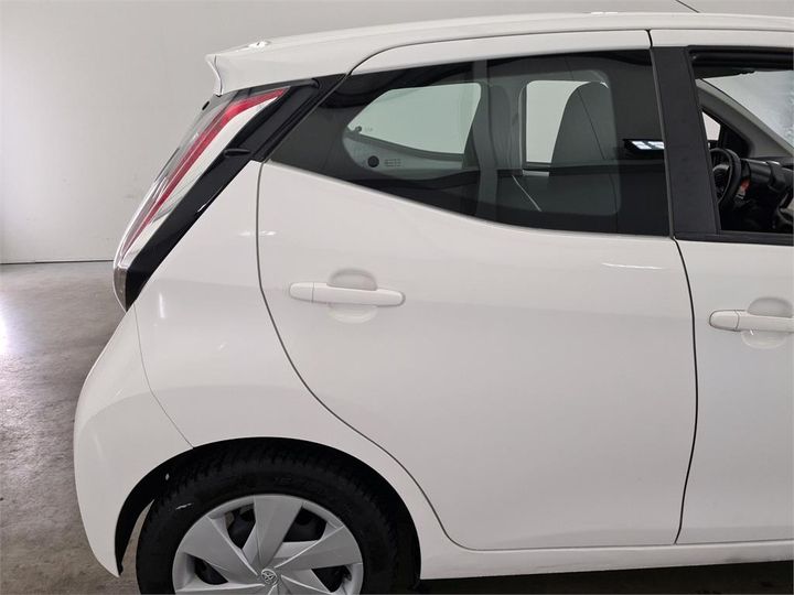 Photo 22 VIN: JTDKGNEC90N286289 - TOYOTA AYGO 