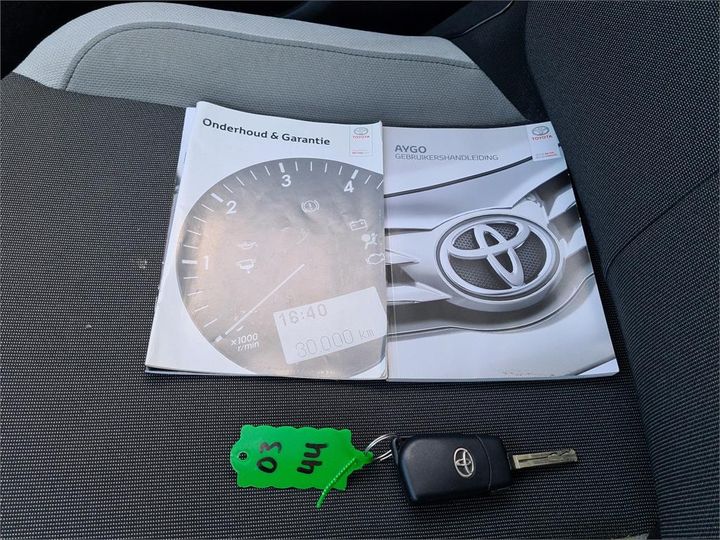 Photo 4 VIN: JTDKGNEC90N286289 - TOYOTA AYGO 