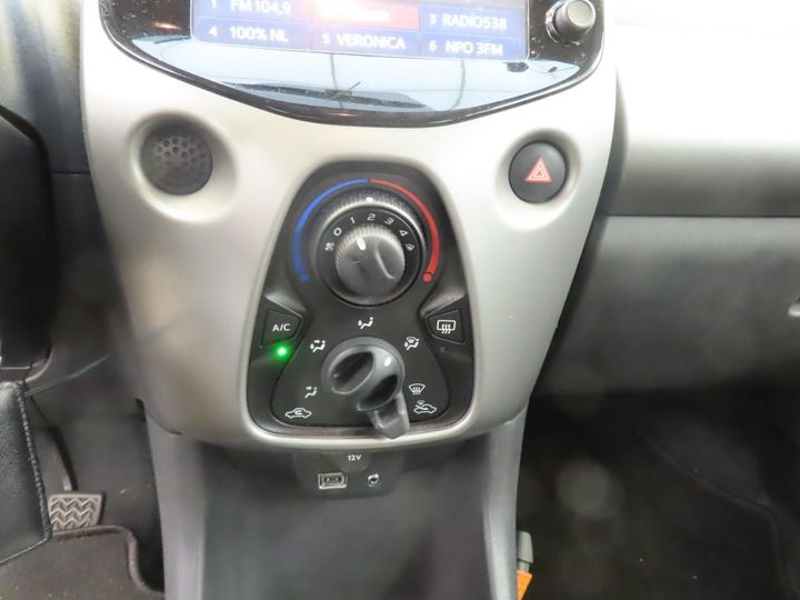 Photo 12 VIN: JTDKGNEC90N301096 - TOYOTA AYGO 