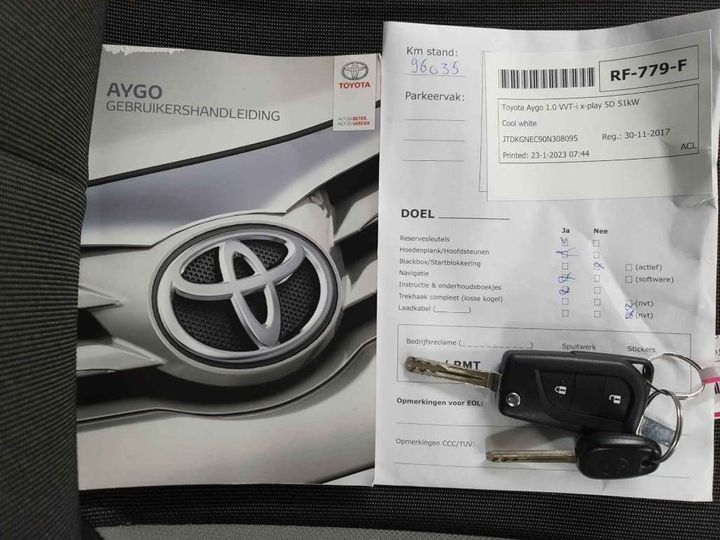 Photo 15 VIN: JTDKGNEC90N308095 - TOYOTA AYGO 