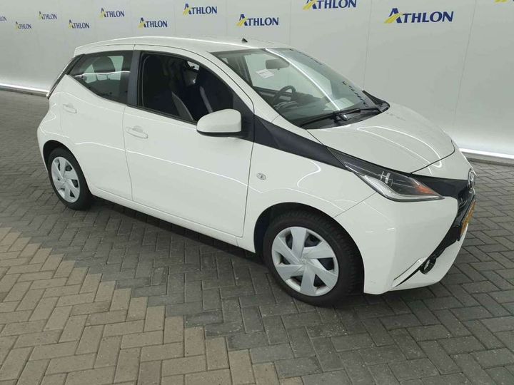 Photo 2 VIN: JTDKGNEC90N308095 - TOYOTA AYGO 