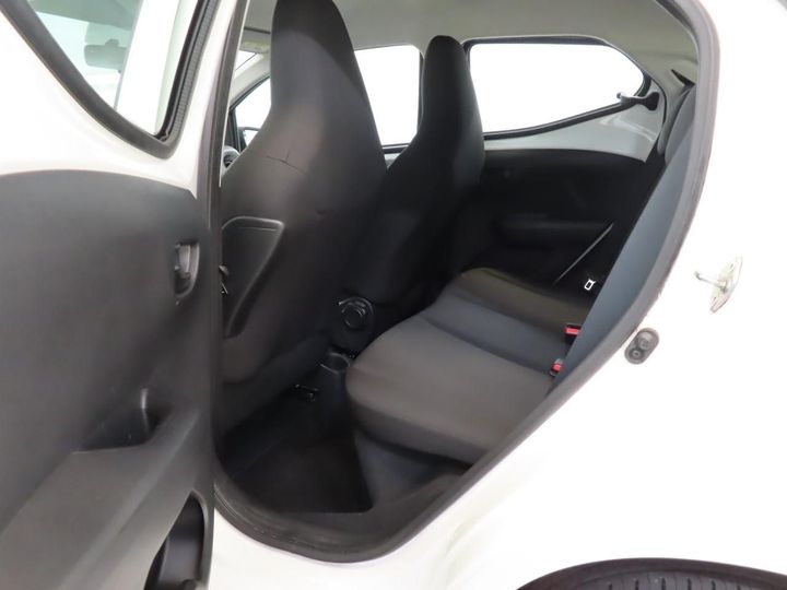 Photo 6 VIN: JTDKGNEC90N326774 - TOYOTA AYGO 