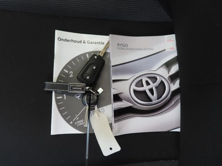 Photo 12 VIN: JTDKGNEC90N328721 - TOYOTA AYGO 