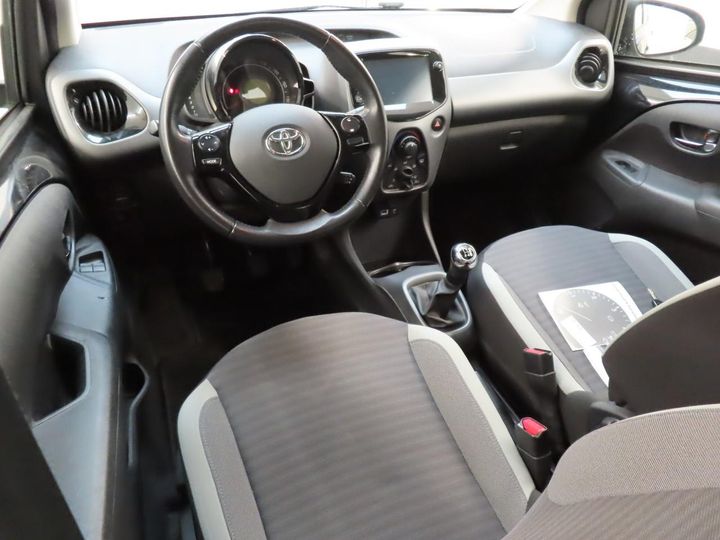 Photo 2 VIN: JTDKGNEC90N373187 - TOYOTA AYGO 