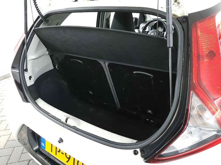 Photo 6 VIN: JTDKGNEC90N376932 - TOYOTA AYGO 