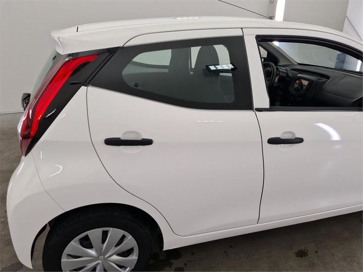 Photo 10 VIN: JTDKGNEC90N384691 - TOYOTA AYGO 