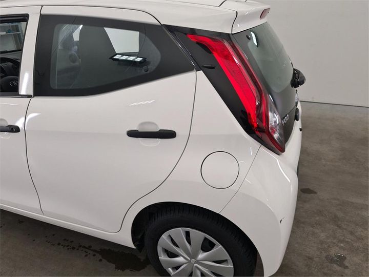 Photo 9 VIN: JTDKGNEC90N384691 - TOYOTA AYGO 