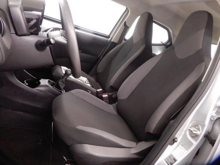 Photo 11 VIN: JTDKGNEC90N393519 - TOYOTA AYGO 