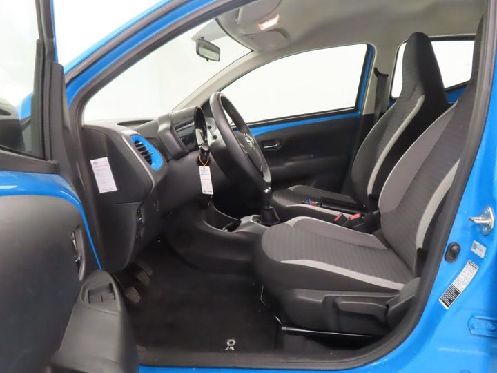 Photo 4 VIN: JTDKGNEC90N397425 - TOYOTA AYGO 