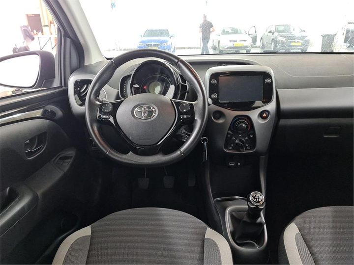 Photo 6 VIN: JTDKGNEC90N426387 - TOYOTA AYGO 