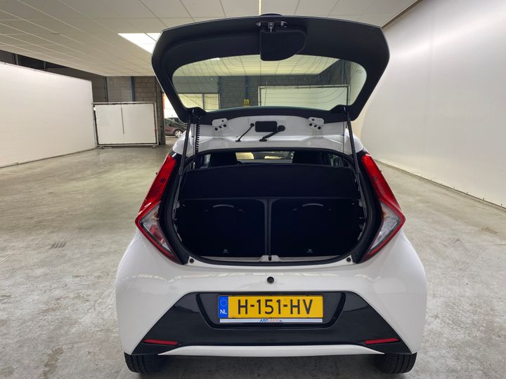 Photo 9 VIN: JTDKGNEC90N489716 - TOYOTA AYGO 