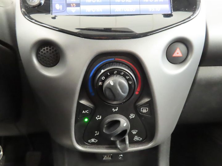 Photo 11 VIN: JTDKGNEC90N510578 - TOYOTA AYGO 