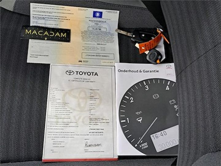 Photo 11 VIN: JTDKGNEC90N515666 - TOYOTA AYGO - 2018 