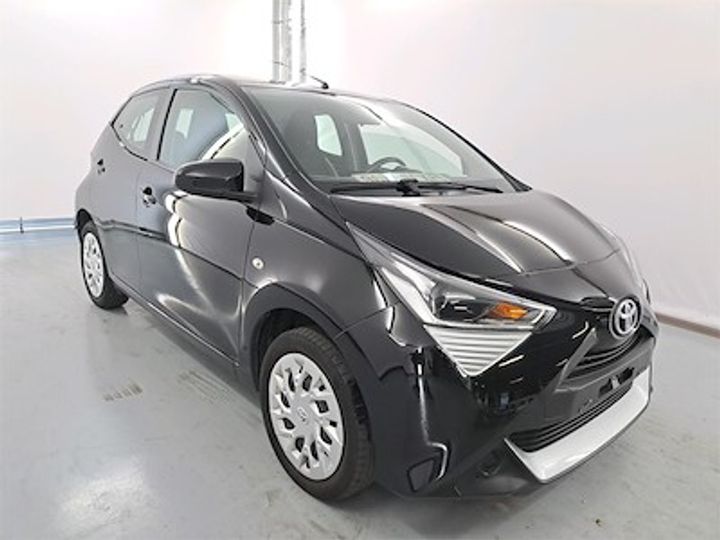 Photo 2 VIN: JTDKGNEC90N515666 - TOYOTA AYGO - 2018 