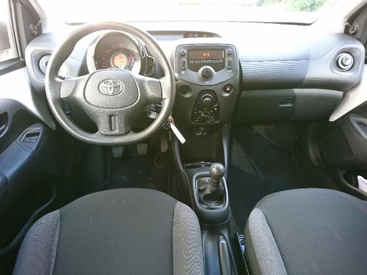 Photo 6 VIN: JTDKGNECX0N138006 - TOYOTA AYGO 