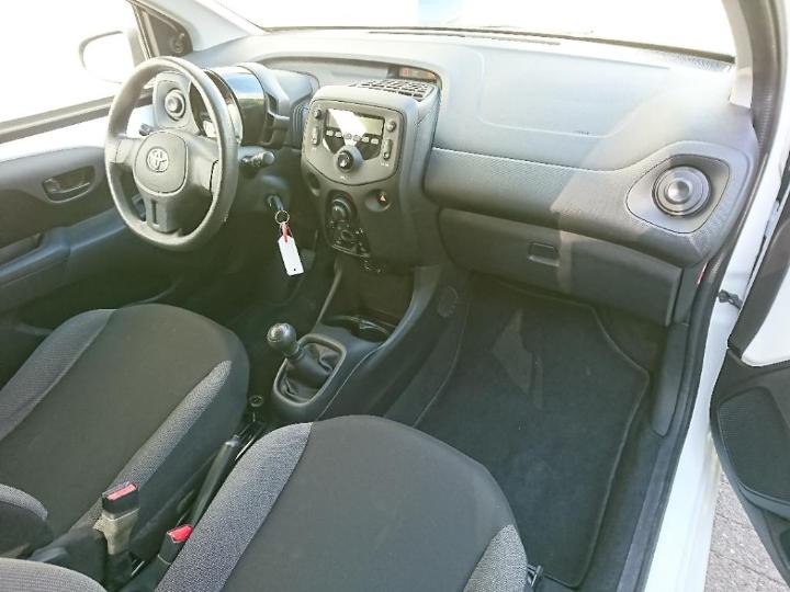 Photo 7 VIN: JTDKGNECX0N138006 - TOYOTA AYGO 