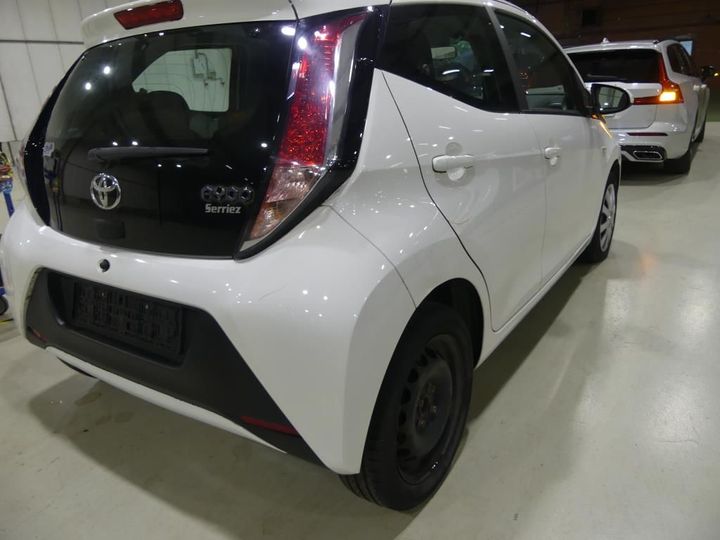 Photo 2 VIN: JTDKGNECX0N149135 - TOYOTA AYGO - 2014 