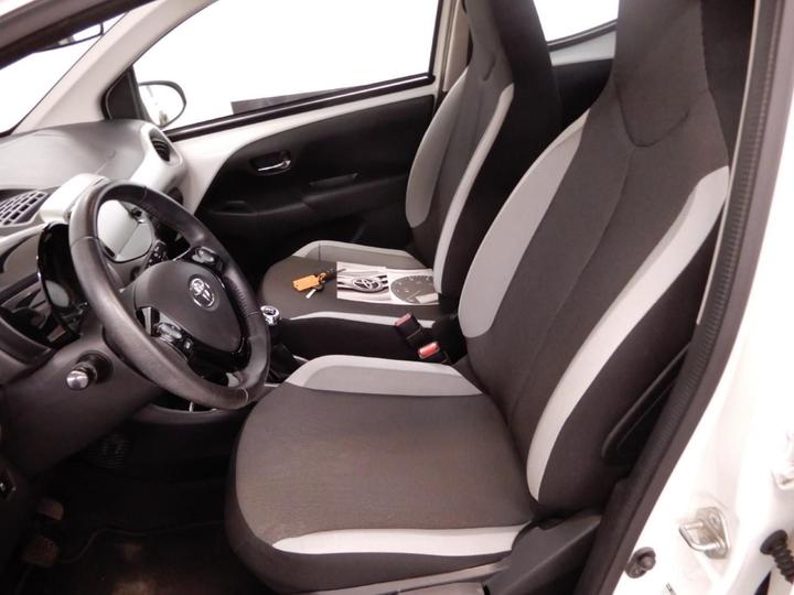 Photo 11 VIN: JTDKGNECX0N153248 - TOYOTA AYGO 