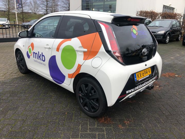 Photo 2 VIN: JTDKGNECX0N168798 - TOYOTA AYGO 