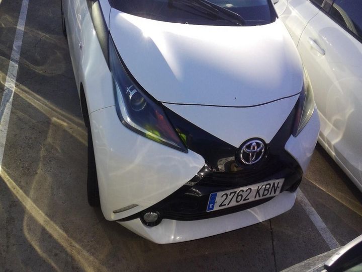 Photo 1 VIN: JTDKGNECX0N169613 - TOYOTA AYGO 