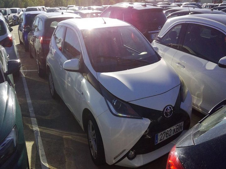 Photo 2 VIN: JTDKGNECX0N169613 - TOYOTA AYGO 