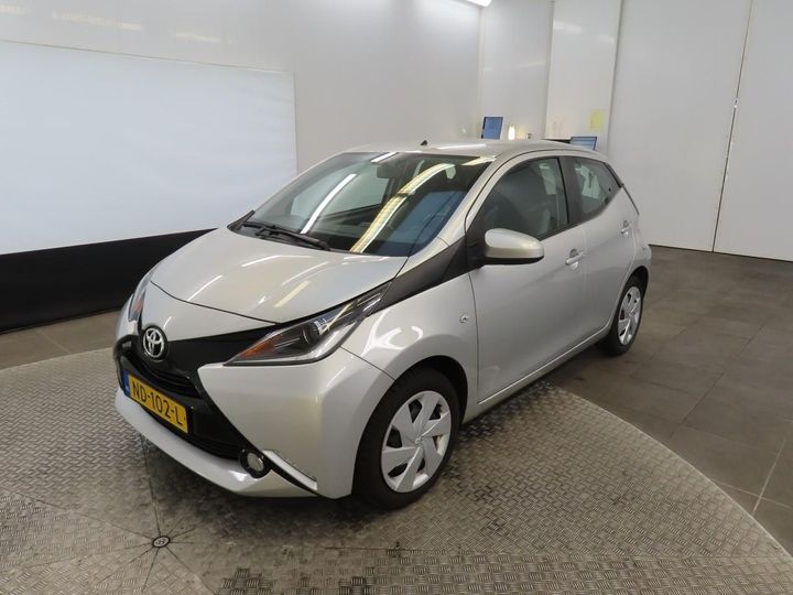 Photo 0 VIN: JTDKGNECX0N206353 - TOYOTA AYGO 