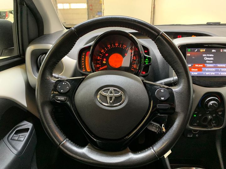 Photo 10 VIN: JTDKGNECX0N208605 - TOYOTA AYGO 