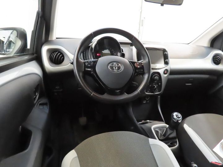 Photo 6 VIN: JTDKGNECX0N223203 - TOYOTA AYGO 