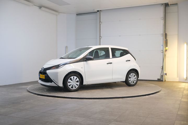 Photo 0 VIN: JTDKGNECX0N229597 - TOYOTA AYGO 