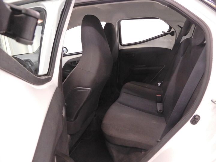 Photo 12 VIN: JTDKGNECX0N229597 - TOYOTA AYGO 