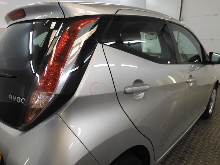 Photo 8 VIN: JTDKGNECX0N253138 - TOYOTA AYGO 