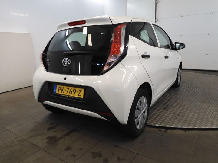 Photo 2 VIN: JTDKGNECX0N282087 - TOYOTA AYGO 